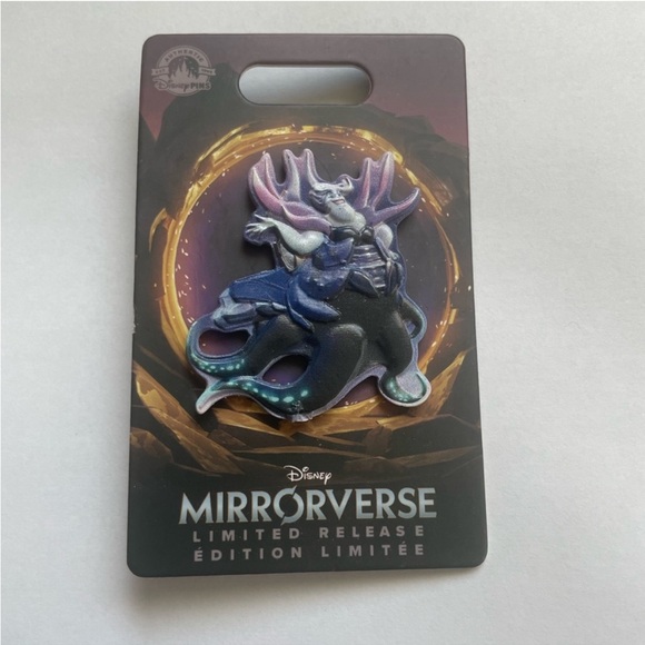 Disney Park Pin Trading Mirrorverse Limited Edition Ursula Enamel Pin - Picture 1 of 1